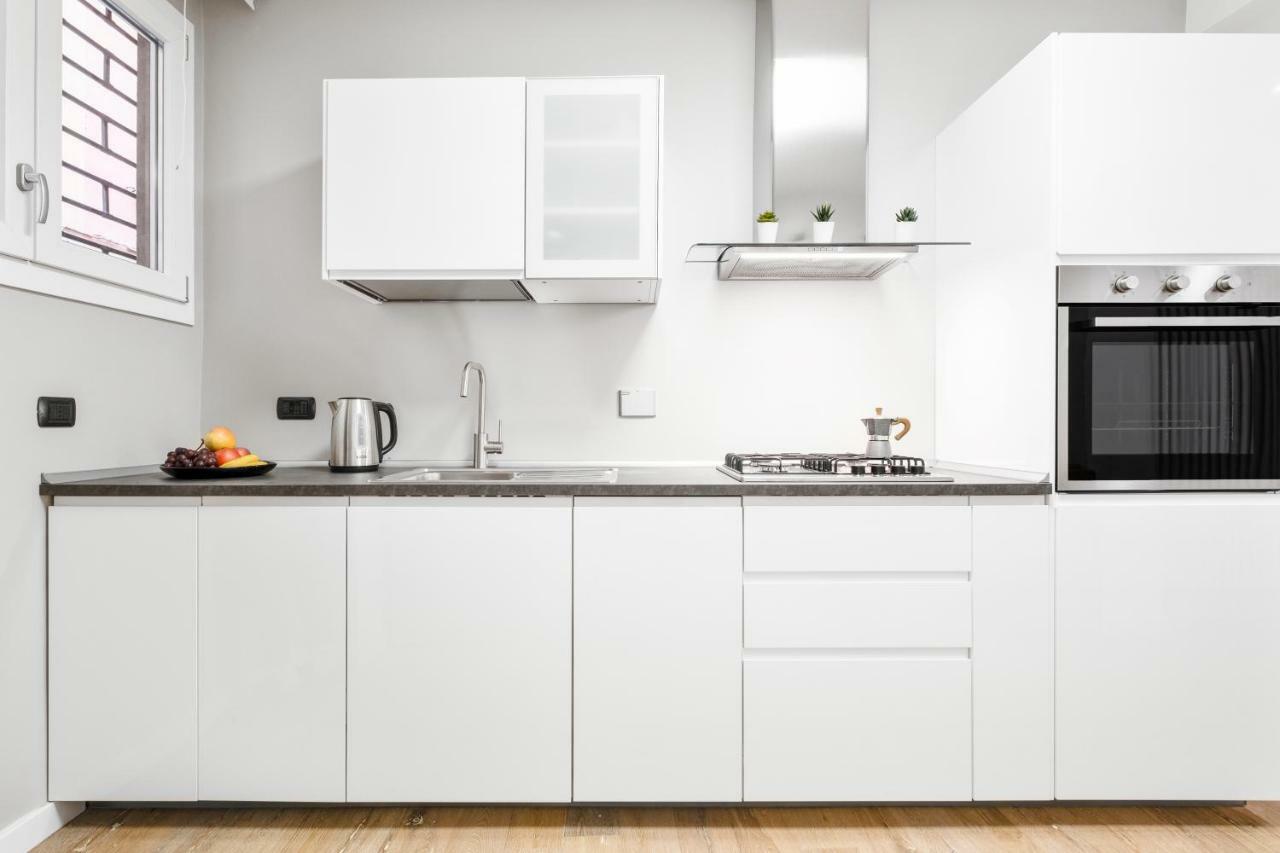 Duplex Luxurious Apt In The Heart Of Bologna Eksteriør billede